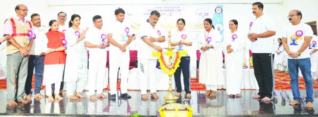 ಅಂತರಾಷ್ಟ್ರೀಯ ಯೋಗ ದಿನಾಚರಣೆಗೆ ಕಾರವಾರದಲ್ಲಿ ಚಾಲನೆ ನೀಡಿದರು: ಸತೀಶ್ ಸೈಲ್ 