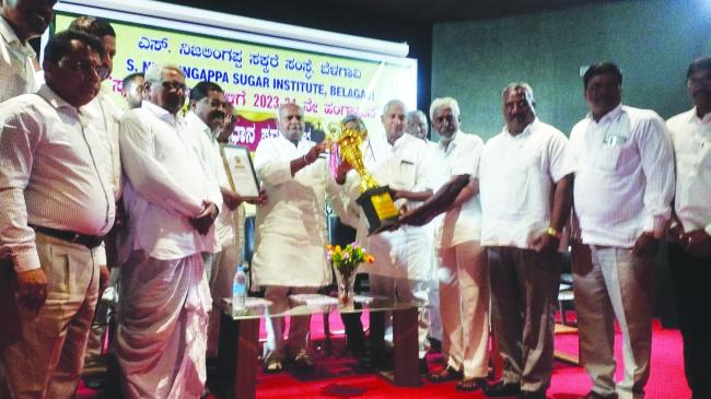 ಮಹಾರಾಷ್ಟ್ರ ಸಕ್ಕರೆ ಉದ್ಯಮದೊಂದಿಗೆ ಸ್ಪರ್ಧೆ ಸರ್ಕಾರದ ಆಶಯ: ಸಚಿವ ಶಿವಾನಂದ 