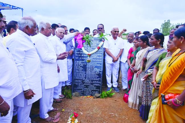 30 ಕೋಟಿ ವೆಚ್ಚದಲ್ಲಿ ಶೀಥಲ ಗೃಹ ನಿರ್ಮಾಣ ಕಾಮಗಾರಿಗೆ ಶಿವಾನಂದ ಪಾಟೀಲ್ ಭೂಮಿಪೂಜೆ  