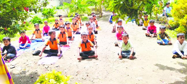 ಸ್ವಾಮಿ ವಿವೇಕಾನಂದರ ಶಾಲೆಯಲ್ಲಿ ಯೋಗ ದಿನಾಚರಣೆ 