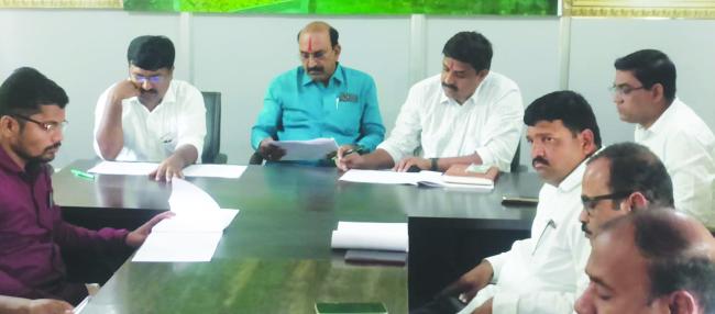 ಇಂಡಿಯಲ್ಲಿ ಗ್ಯಾರಂಟಿ ಯೋಜನೆಗಳ ಪ್ರಗತಿ ಪರೀಶೀಲನೆ ಸಭೆ  