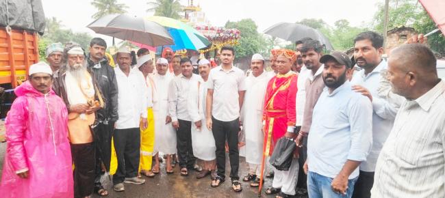 ಕ್ಷೇತ್ರ ಪಂಡರಾಪುರಕ್ಕೆ ಹೋಗುವ ದಿಂಡಿಗೆ ಚಾಲನೆ  