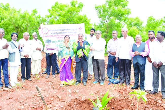 ವೃಕ್ಷಗಳು ಮಾನವನ ಬದುಕಿಗೆ ಸಂಜೀವಿನಿ: ಕೋಣಿ 