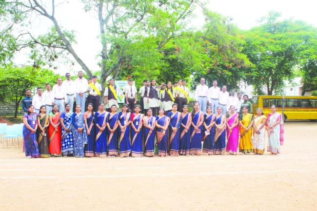 2025-26 ನೇ ಸಾಲಿನ ಶೈಕ್ಷಣಿಕ ವರ್ಷದ ಶಾಲಾ ಸಂಸತ್ತಿನ ಉದ್ಘಾಟನಾ ಸಮಾರಂಭ 