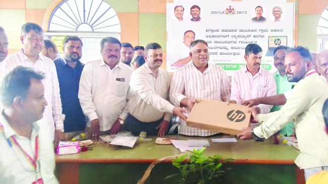 ಕಛೇರಿಗಳಿಗೆ ಅಲೆದಾಟ ತಪ್ಪಿಸಲು ಡಿಜಿಟಲಿಕರಣ ಮಾಡಲಾಗಿದೆ: ಶಾಸಕ ಪಠಾಣ