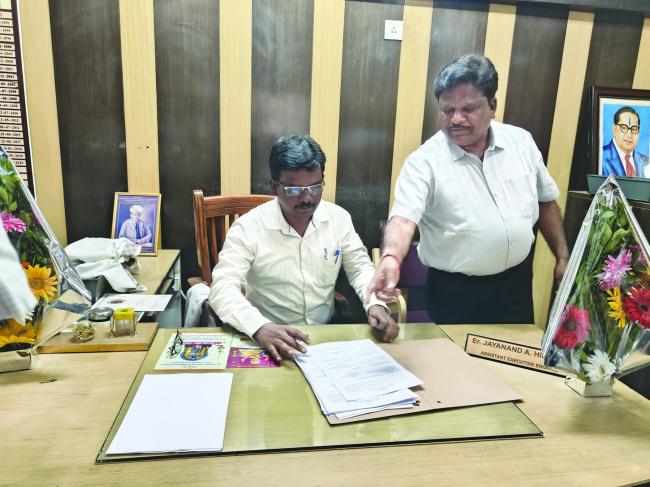 ಮಲ್ಲಿಕಾರ್ಜುನ ಮಗದುಮ್ ಅಧಿಕಾರ ಸ್ವೀಕಾರ