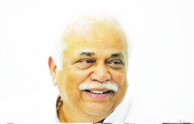 ಇಬ್ಬರು ಶಾಸಕರ ಅಸಮಾಧಾನ ಇದೆ : ಸುರ್ಜೆವಾಲ ಅಸಮಾಧಾನ ಸರಿಪಡಿಸಲಿದ್ದಾರೆ : ಆರ್‌.ವಿ.ದೇಶಪಾಂಡೆ 