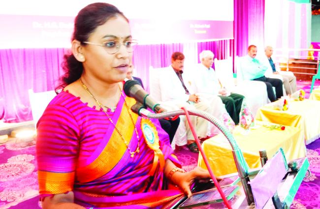 ವೈದ್ಯರಿಂದ ಆರೋಗ್ಯವಂತ  ಸಮಾಜ ನಿರ್ಮಾಣ: ಶ್ವೇತಾ ಬೀಡಿಕರ  