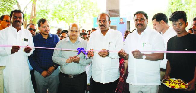 ರಾಜ್ಯ ಸರ್ಕಾರದ ಎರಡು ವರ್ಷಗಳ ಸಾಧನೆ ಬಿಂಬಿಸುವ ವಸ್ತು ಪ್ರದರ್ಶನಕ್ಕೆ ಚಾಲನೆ 