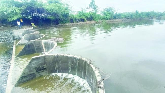 ಅಂತರ್ಜಲ ಮಟ್ಟ ಹೆಚ್ಚಿಸಲು ಚೆಕ್ ಡ್ಯಾಂ ನಿರ್ಮಾಣ ಅತಿ ಅವಶ್ಯ  