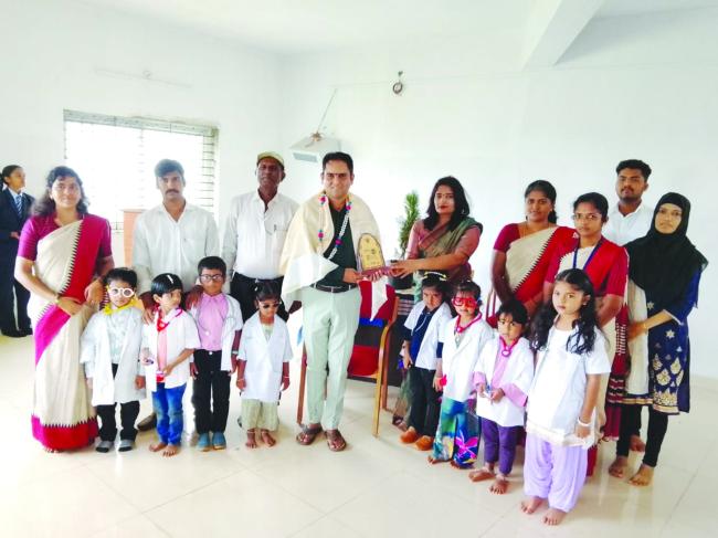 ವೈದ್ಯರು ನಿತ್ಯದ ಜನ ಸೇವೆ  ಮೂಲಕ ಸಮಾಜಮುಖಿ ಕಾರ್ಯ  : ಡಾ.ತಿರ್ಲಾಪೂರ  