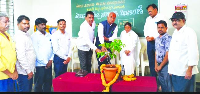 ವಚನ ಸಾಹಿತ್ಯ ರಕ್ಷಣೆಗೆ ಜೀವ ತೇಯ್ದ ಹಳಕಟ್ಟಿ: ಜಿ.ಎಂ.ಕೋಟ್ಯಾಳ  