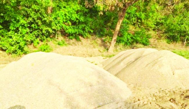 ಅಲಬೂರು ಪರ್ಮಿಟ್ ಹೆಸರಲ್ಲಿ ಅಕ್ರಮ ಮರಳು ದಂಧೆ  