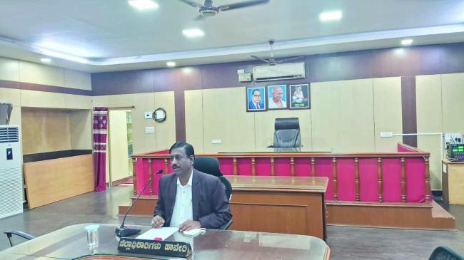 ಜಿಲ್ಲೆಯಲ್ಲಿ ಮಾದಕ ವಸ್ತು ಕಳ್ಳ ಸಾಗಣೆ ಮತ್ತು ಅಕ್ರಮ ವಸ್ತುಗಳ ದುರುಪಯೋಗ ತಡೆಗಟ್ಟಲು ಆಂಟಿ ಡ್ರಗ್ ಕಮೀಟಿ ರಚಿಸಿ-ಜಿಲ್ಲಾಧಿಕಾರಿ ಡಾ.ವಿಜಯಮಹಾಂತೇಶ ದಾನಮ್ಮನವರ 