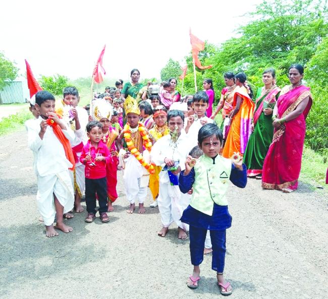 ಆಕ್ಸ್‌ಫರ್ಡ್‌ ಇಂಗ್ಲಿಷ್ ಮಾಧ್ಯಮ ಶಾಲೆಯಲ್ಲಿ ಆಷಾಢ ಏಕಾದಶಿ 