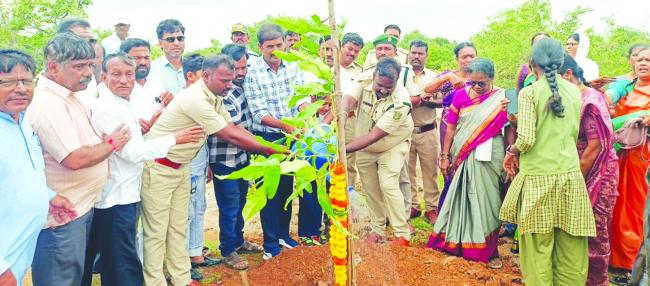 ಪರಮಾನಂದ ಬೆಟ್ಟವನ್ನು ಡೀಮ್ಡ್‌ ಫಾರೆಸ್ಟಂದು ಪರಿಗಣಿಸಲು ಸರ್ಕಾರಕ್ಕೆ ಪ್ರಸ್ತಾವನೆ: ಬಿರಾದಾರ 