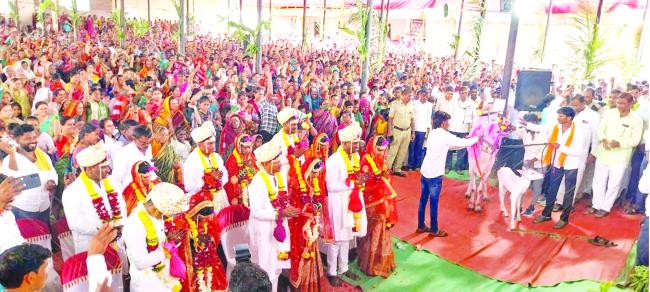 ಒಬ್ಬರನ್ನೊಬ್ಬರು ಅರಿತು ಸಹಬಾಳ್ವೆ ಮಾಡಿ: ಶಾಸಕ ವಿಠ್ಠಲ ಕಟಕಧೋಂಡ 