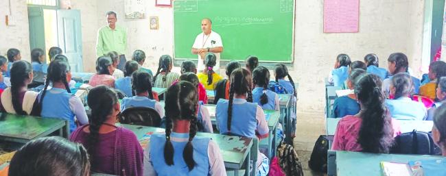 ಎನ್‌ಎಮ್‌ಎಮ್‌ಎಸ್ ಪರೀಕ್ಷೆ ಸದುಪಯೋಗಿಸಿಕೊಳ್ಳಿ: ಸಾವಳಗಿ  