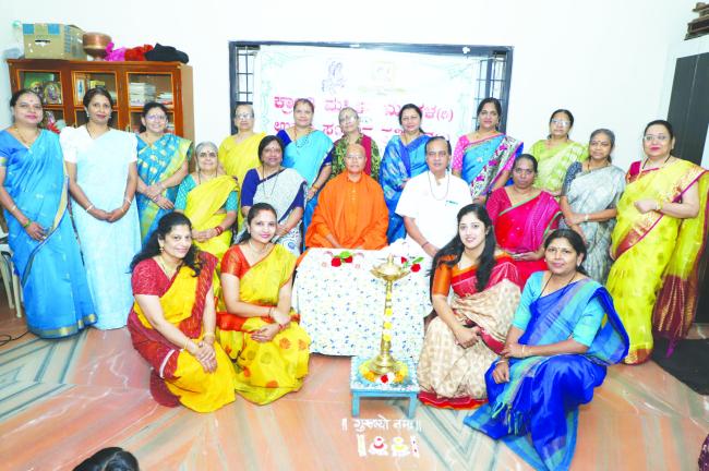 ಕ್ರಾಂತಿ ಮಹಿಳಾ ಮಂಡಲ ಮತ್ತು ಉಮಾ ಸಂಗೀತ ಪ್ರತಿಷ್ಠಾನದಿಂದ ಗುರು ವಂದನಾ ಕಾರ್ಯಕ್ರಮ 