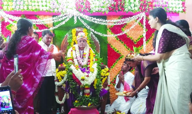 ಗುರು ಪೂರ್ಣಿಮೆಯ ಅಂಗವಾಗಿ ಶ್ರೀಮಠದ ಭಕ್ತರ ವತಿಯಿಂದ ನಡೆದ ಗುರುವಂದನಾ ಕಾರ‌್ಯಕ್ರಮ 