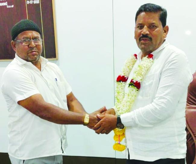 ನೂತನ ಪೌರಾಯುಕ್ತ ಸುರೇಶ ಬಬಲಾದ್ ಅವರಿಗೆ ಸನ್ಮಾನ  