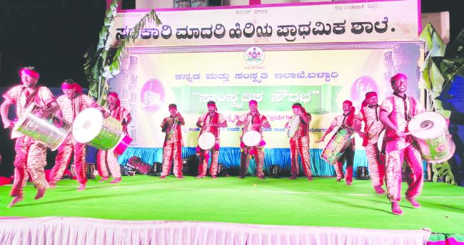 ನಾಡಿನ ಕಲೆ, ಸಾಹಿತ್ಯ, ಸಂಸ್ಕೃತಿ, ಸಂಸ್ಕಾರ ಶಾಶ್ವತವಾಗಿ ಉಳಿಯಲು ಇಂತಹ ವೇದಿಕೆ ಅಗತ್ಯ: ಎಂ.ಆಶಾ :  