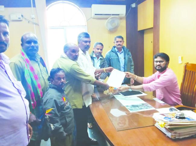 ಪಂಚಾಯತಿ ನೀರು ನಿರ್ವಹಣೆ: ಪಡಿತರ ಚೀಟಿ ರದ್ದು ಆಕ್ಷೇಪಿಸಿ ಮನವಿ 