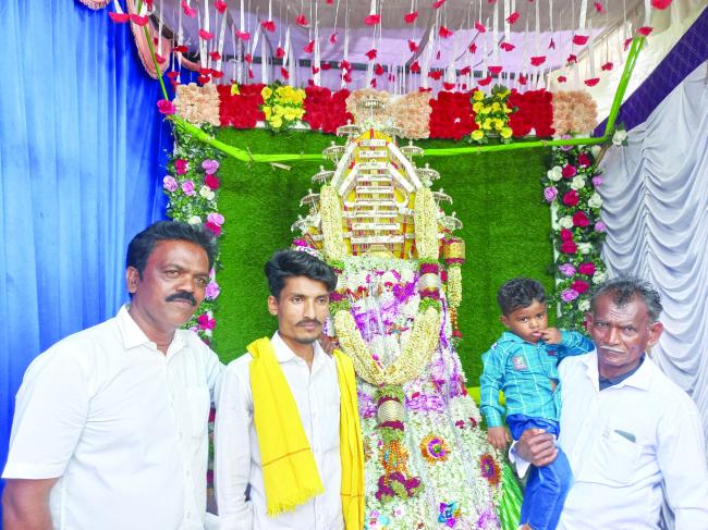 ಅಕ್ಬರ್ ಅಲಿ ಸವಾರಿ ಆಸ್ಥಾನ ದರ್ಶನ ಪಡೆದ ಪುರಸಭೆ ಮಾಜಿ ಸದಸ್ಯ ಸಲ್ವಾತ್ ಉದ್ದಿನ್