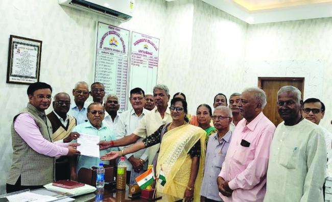 ನಿವೃತ್ತರ ಆರ್ಥಿಕ ಬಿಲ್ಲು ವಾಪಸ್ಸು ಪಡೆಯಲು ಆಗ್ರಹ.: ಜಿಲ್ಲಾಧ್ಯಕ್ಷ ಗೋವಿಂದಪ್ಪನವರ ಮನವಿ