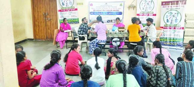 ಬಾಲ್ಯವಿವಾಹ ನಿಷೇಧ ಕುರಿತು ಜಾಗೃತಿ ಕಾರ್ಯಕ್ರಮ 