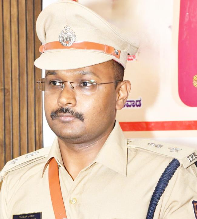 ಮನೆ-ಮನೆಗೆ ಪೊಲೀಸ್ ಕಾರ್ಯಕ್ರಮ ಆಯೋಜನೆ 