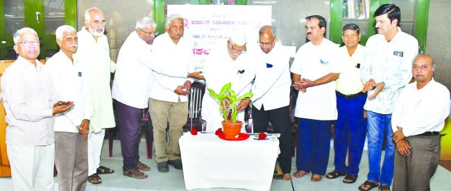 ಚಿತ್ರಕಲೆ ಎಲ್ಲ ಕಲೆಗಳಿಗೂ ತಾಯಿಬೇರು: ಡಾ. ವೀರಣ್ಣ ರಾಜೂರ 