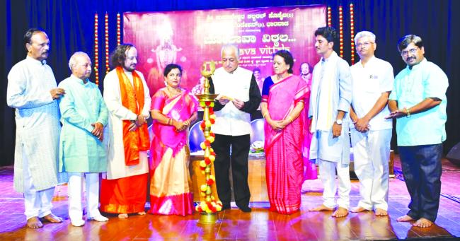 ‘ಅಭಂಗ ದಾಸವಾಣಿ ಕಾರ್ಯಕ್ರಮಗಳಿಂದ ಮನಸ್ಸಿಗೆ ಶಾಂತಿ ನೆಮ್ಮದಿ’ 