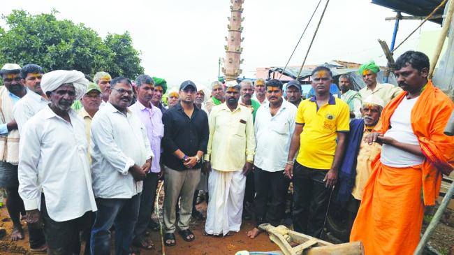 ದೇವಸ್ಥಾನದ ಮೇಲ್ಚಾವಣಿ ಕಾಮಗಾರಿಗೆ ಪೂಜೆ  