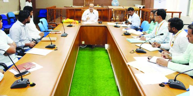 ಹೆಚ್ಚಿನ ದರಕ್ಕೆ ರಸಗೊಬ್ಬರ ಮಾರಾಟ ಮಾಡಬಾರದು: ಜಿಲ್ಲಾಧಿಕಾರಿ ಸುರೇಶ ಬಿ. ಇಟ್ನಾಳ 