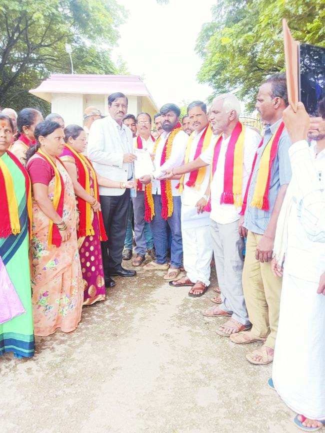 ನೆರೆ ಹಾವಳಿಯಿಂದ ಹಾನಿಯಾದ ಮನೆಗಳ ಉಳಿದ ಕಂತಿನ ಹಣ ಮಂಜೂರು ಮಾಡಲು ಆಗ್ರಹ