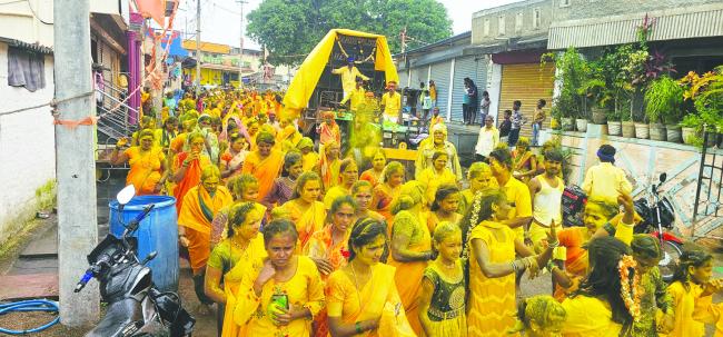 ಪ್ರತಿಯೊಬ್ಬರು ಜೀವನದಲ್ಲಿ ಸಾಧು ಸಂತರ ನುಡಿಗಳನ್ನು ಅಳವಡಿಸಿಕೊಳ್ಳಿ: ಕಾಳಪ್ಪನವರ 