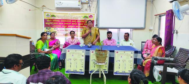 ಡೆಂಗ್ಯೂ ವಿರೋಧಿ ಮಾಸಾಚರಣೆ: ವಸತಿ ಶಾಲಾ ವಾರ್ಡನ್‌ಗಳ ಕಾರ್ಯಾಗಾರ 