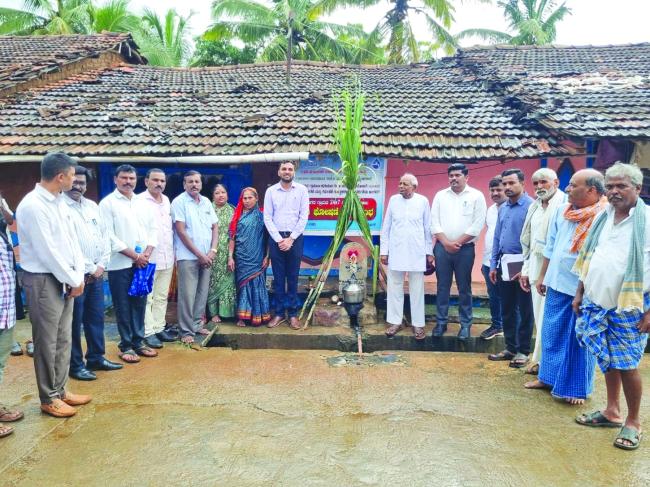 ಜಿ.ಪಂ ಅಧಿಕಾರಿ ದೇವಿದಾಸ್ ಇಂದ ಜಲ್ ಜೀವನ್ ಮಿಷನ್ ಕಾಮಗಾರಿಗಳ ವೀಕ್ಷಣೆ