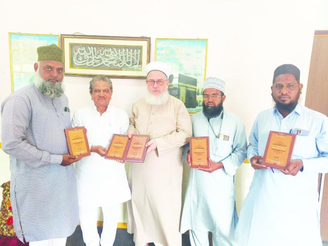 ಆದಿಲ್ ಶಾಹಿ ಕಾಲದ ಅನುವಾದ ಸಾಹಿತ್ಯದ ಸಂಪುಟ ತನ್ವಿರ್ ಹಾಸ್ಮಿಗೆ 