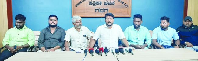 ತಾಯಿಯ ಮೇಲೆ ಮಲ್ಲಿಕಾರ್ಜುನ ಸ್ವಾಮೀಜಿ ಹಲ್ಲೆ: ಠಾಣೆಯಲ್ಲಿ ದೂರು ದಾಖಲು