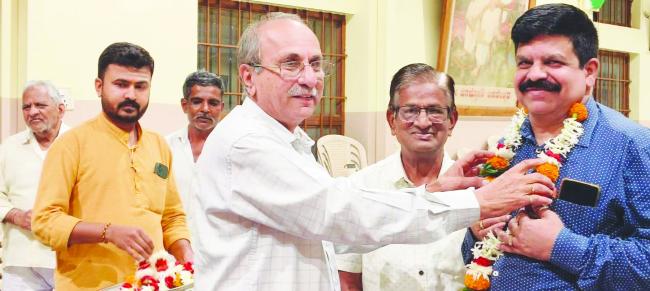 ಎಂ.ಕೆ.ಹೆಗಡೆಯವರಿಗೆ ಸನ್ಮಾನ 