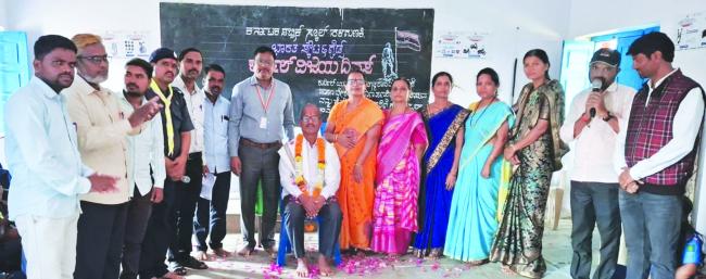 ಹಳಗುಣಕಿ ಪ್ರೌಢಶಾಲೆಯಲ್ಲಿಕಾರ್ಗಿಲ್ ವಿಜಯೋತ್ಸವ ಆಚರಣೆ 