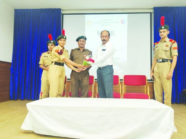 ವಿದ್ಯಾರ್ಥಿಗಳು ವೀರ ಸೇನಾನಿಗಳನ್ನು ಸ್ಮರಿಸಬೇಕು: ಡಾ. ಎಚ್‌. ಎಸ್‌. ಮೇಲಿನಮನಿ 