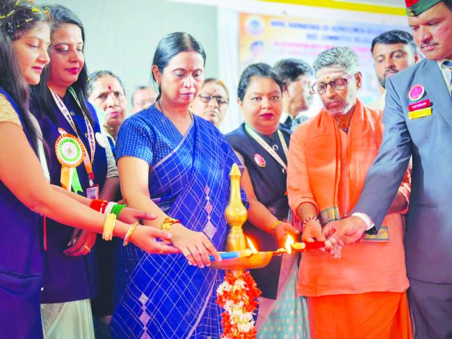 ದೇಶಕ್ಕಾಗಿ ಹೋರಾಡುವ ಸೈನಿಕರ ಸೇವೆಗೆ ಬೆಲೆಕಟ್ಟಲಾಗದು: ಸಚಿವೆ ಲಕ್ಷ್ಮೀ ಹೆಬ್ಬಾಳಕರ್ 