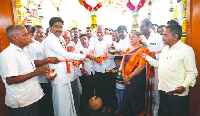 ನೂತನ ಪ್ರವಾಸಿ ಮಂದಿರದ ಸದ್ಭಳಕೆ ಮಾಡಿಕೊಳ್ಳಲು ಶಾಸಕ ಬಾಲಚಂದ್ರ ಜಾರಕಿಹೊಳಿ ಕರೆ 