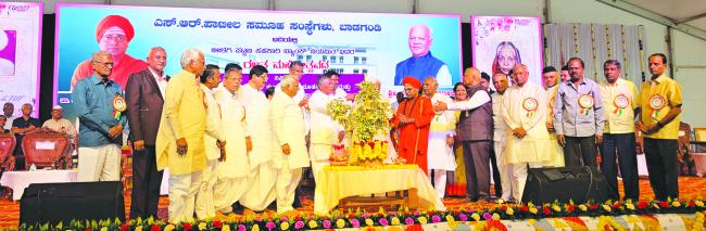 ಒಗ್ಗಟ್ಟು, ವಿಶ್ವಾಸದಿಂದ ಬೀಳಗಿ ಪಟ್ಟಣ ಸಹಕಾರಿ ಸಂಸ್ಥೆ ಅಭಿವೃದ್ಧಿ: ಸಚಿವ ತಿಮ್ಮಾಪುರ್ 