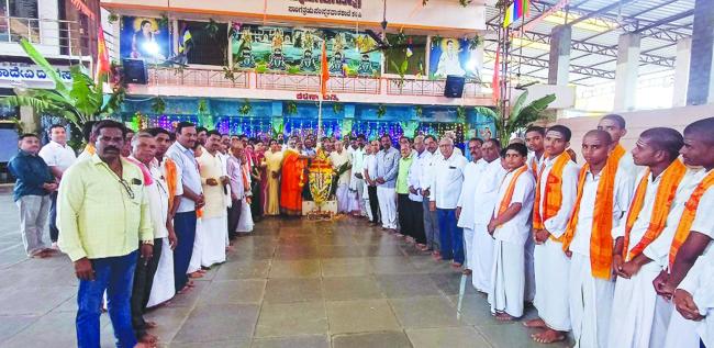 ಪುರಾಣ ಪ್ರವಚನ ಕೇಳುವುದರಿಂದ ಮನಸ್ಸಿಗೆ ನೆಮ್ಮದಿ: ಶ್ರೀಗಳು  