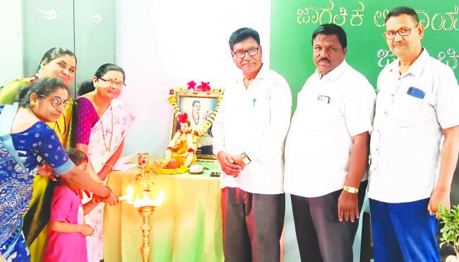 ಅಡ್ಡಪಲ್ಲಕ್ಕಿಯಂತ ಆಚರಣೆಗಳನ್ನು ಧಿಕ್ಕರಿಸಿದ್ದ ಬಸವಣ್ಣ: ಡಾ.ಗುಡಸಿ 