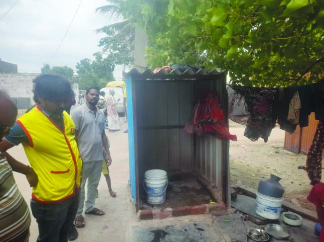 ಕೆಆರ್‌ಎಸ್ ತಂಡ ಗುಡಾರಿಗೆ ಭೇಟಿ: ಸಾರ್ವಜನಿಕರಿಂದ ಚರ್ಚೆ